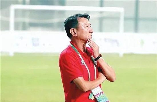 亚洲黄色三级网站